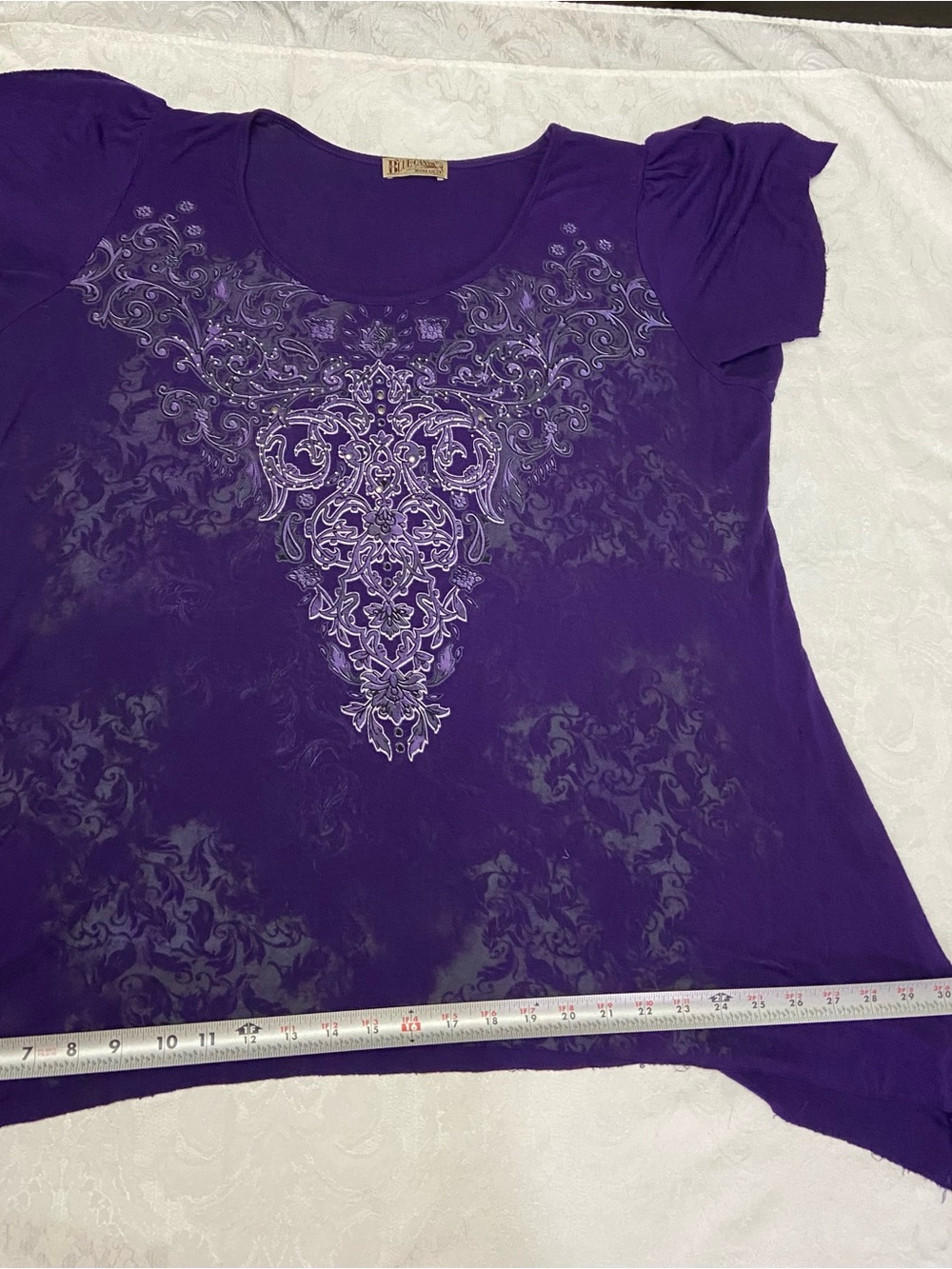 Purple Short Sleeve Scoop Neck Top with embellished Ornate Front Motif - Picture 5 of 6